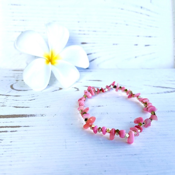 Gemstone Stretch Bracelet - Rose Shell - Picture 2 of 3